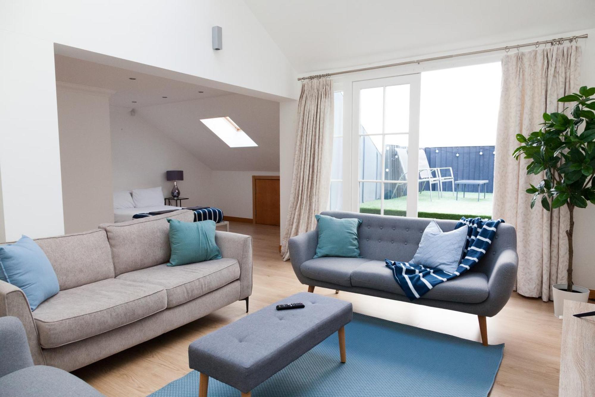 Weekly & Monthly Stays In Penthouse For Contractors Or Leisure Single Or Superking Beds Available Birkenhead Ngoại thất bức ảnh